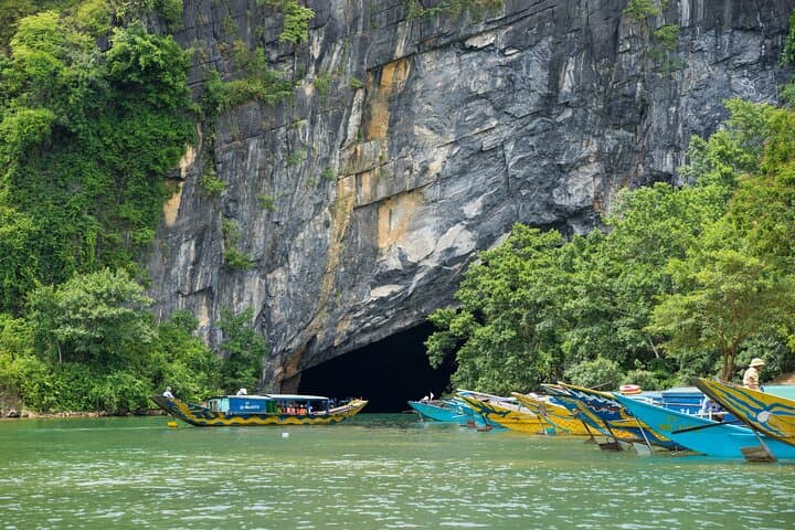 Private Kayak Through 4.5km of Phong Nha Cave — Full-Day Adventure photo 5