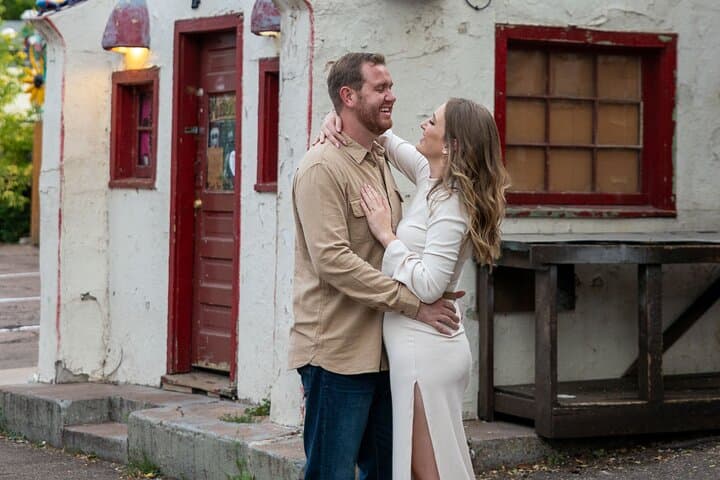 Private Photography Experience in Downtown Manitou Springs — 2-Hour Romantic Photo Session photo 2