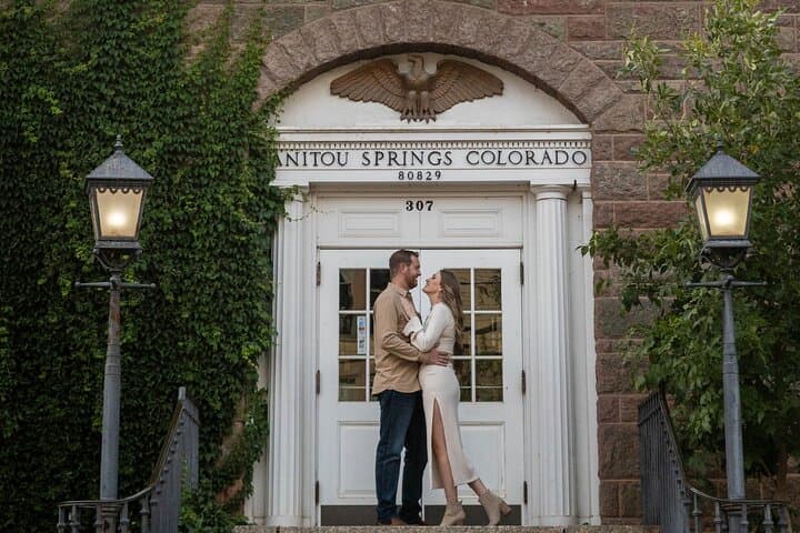 Private Photography Experience in Downtown Manitou Springs — 2-Hour Romantic Photo Session photo 5