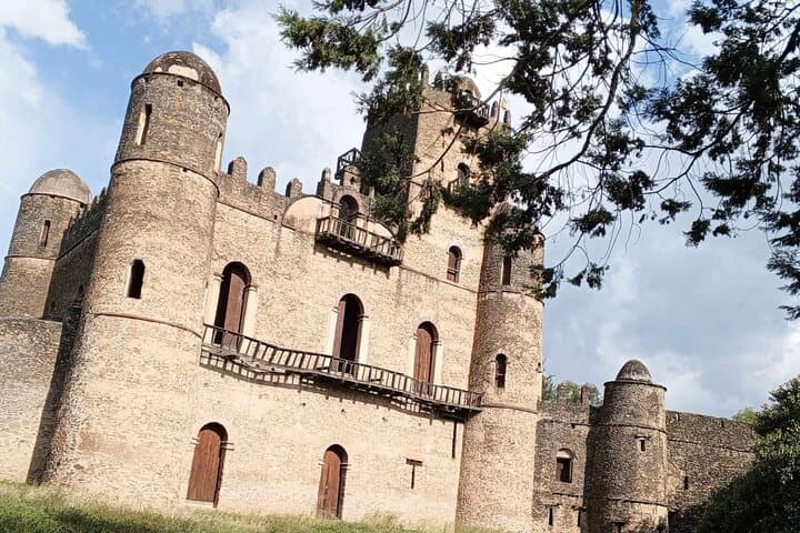 Bahir Dar to Simien Mountains: 5-Day Historical & Trekking Adventure photo 4