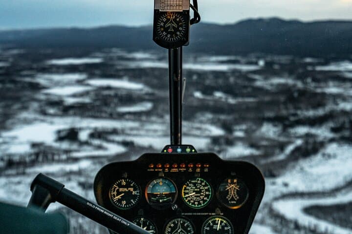 Helicopter Flightseeing Day Trip from Fairbanks to the White Mountains with Lunch photo 4