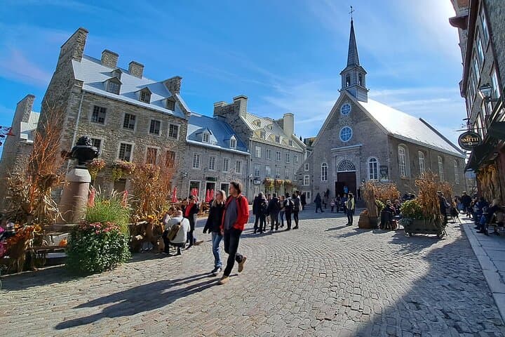 Discover 25 American Stories in Old Québec: Private Historical Walking Tour