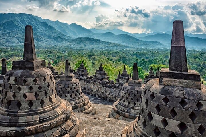 Private Borobudur and Prambanan Temple Tour from Yogyakarta