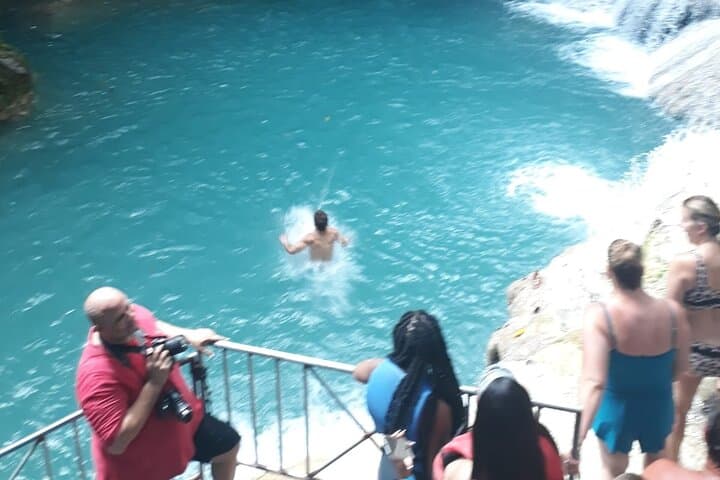 Private Blue Hole Tour from Ocho Rios — Rope Swings, Caves & Cliff Jumps photo 2