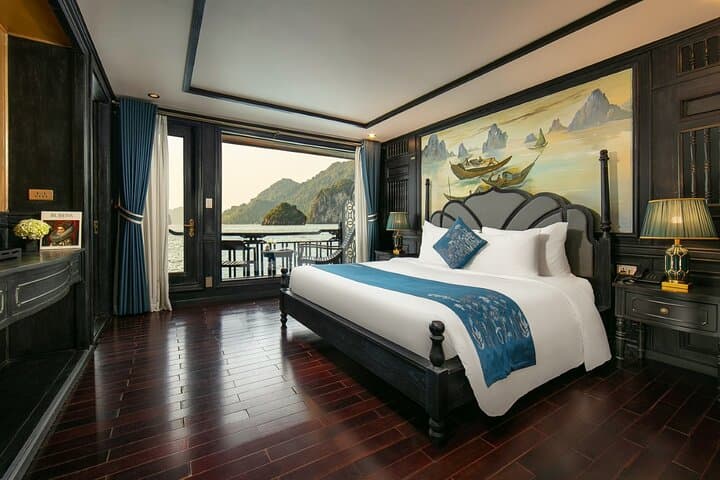 3-Day Hanoi to Halong & Ninh Binh Luxury Cruise with Trang An and Mua Cave photo 2