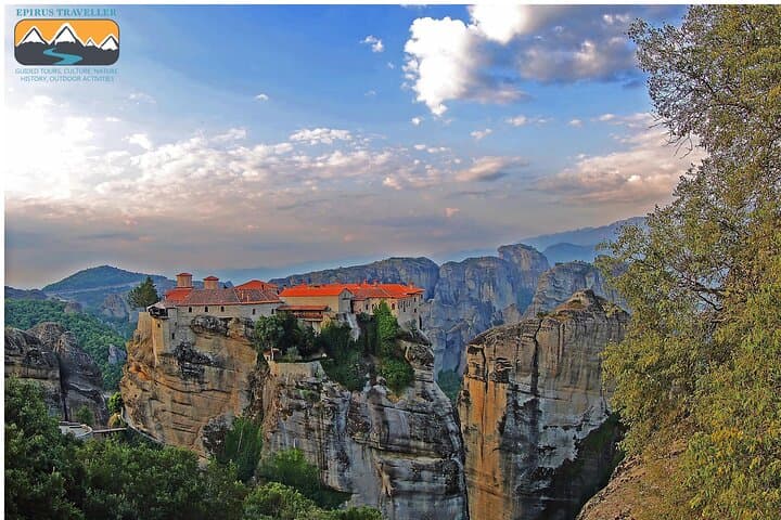 Full-Day Meteora Monasteries Tour from Ioannina — Clifftop Churches & Views