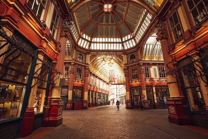 Sunday Secrets: Bike London's Hidden Gems from Tower Bridge to Roman Walls photo 6