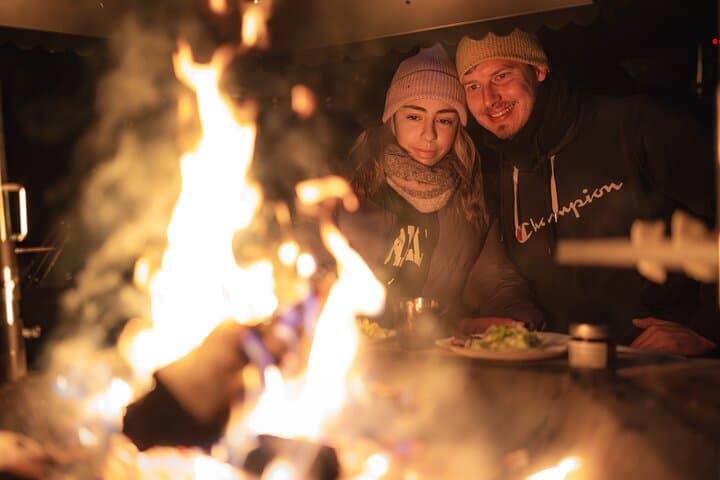 Northern Lights Dinner & Aurora Hunt near Rovaniemi: Glass-Igloo Experience