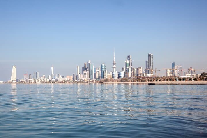 Private Fishing Tour in Kuwait City — Arabian Gulf Boat Charter photo 3