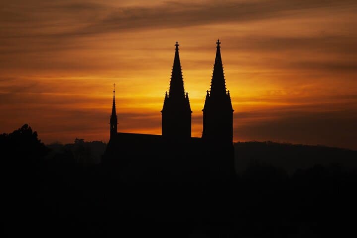 Prague in Two Days: Walking the Left and Right Banks of the Vltava