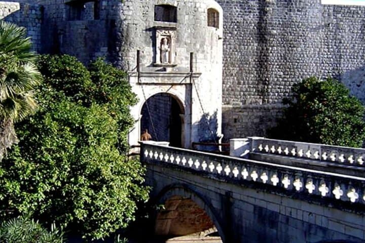 Private Split to Dubrovnik Day Tour: Ston Walls & Dubrovnik City Walls Experience photo 5
