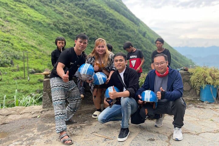Ha Giang Two-Day Loop: Ma Pi Leng, Dong Van & Nho Que River Tour photo 5