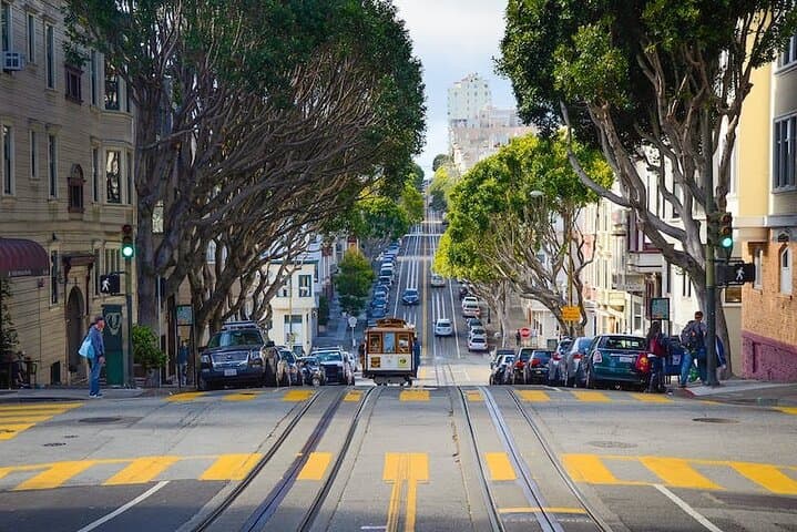 Private San Francisco City Tour with Local Guide — Chinatown, Cable Cars & Fisherman's Wharf