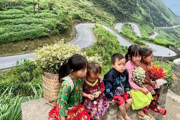 Ha Giang Loop Motorbike Tour from Hanoi: 3 Nights, 2 Days