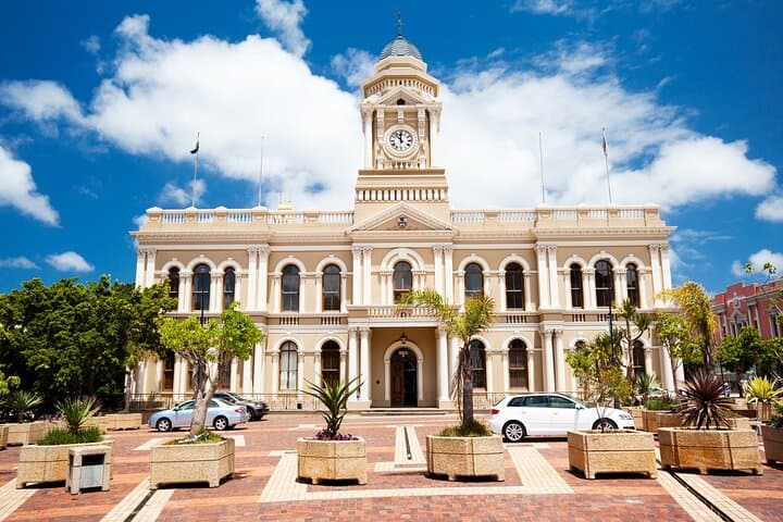 Port Elizabeth Private Walking Tour — Campanile, Donkin Reserve & Fort Frederick