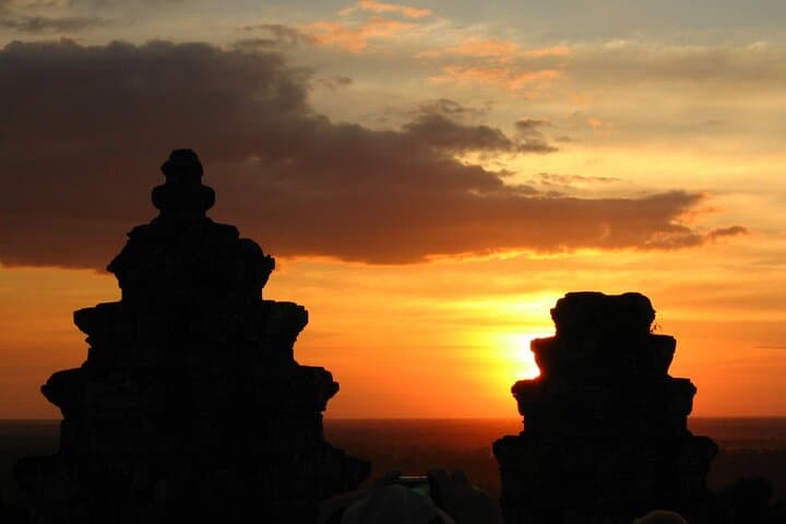 Angkor Wat Sunset Tour: Full-Day Angkor Wat, Bayon & Ta Prohm Experience photo 4