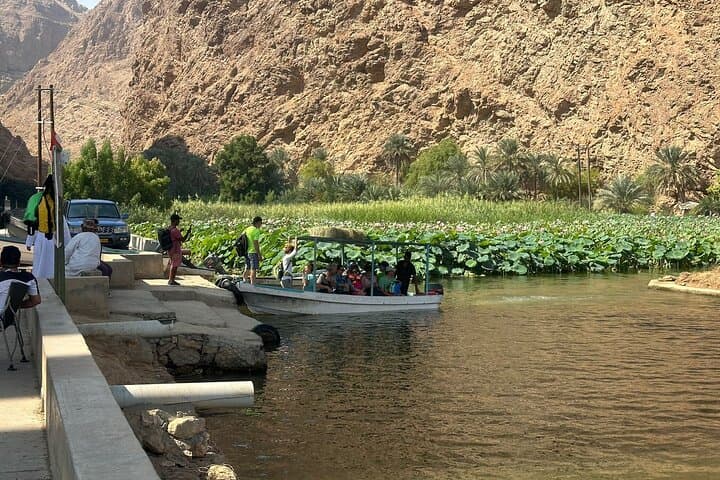 Two-Day Wadi Shab, Bimmah Sinkhole, Nizwa & Jebel Akhdar Private Tour photo 5