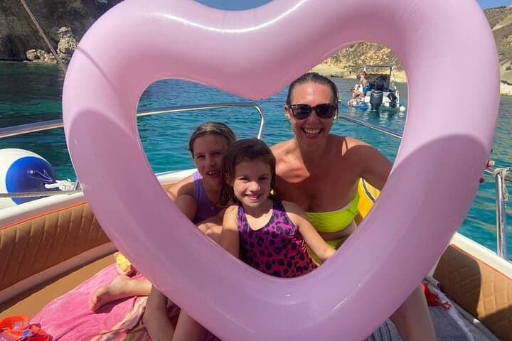 Family Private Boat Charter to Blue Lagoon, Comino & Gozo — Malta