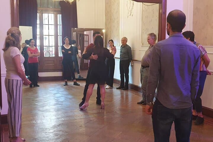 Private Tango Lessons in Buenos Aires: Learn from International Instructors photo 2