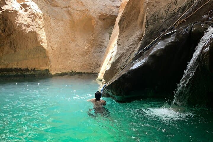 Wadi Shab and Bimmah Sinkhole: Full-Day Canyon Hike and Wild Swim from Muscat
