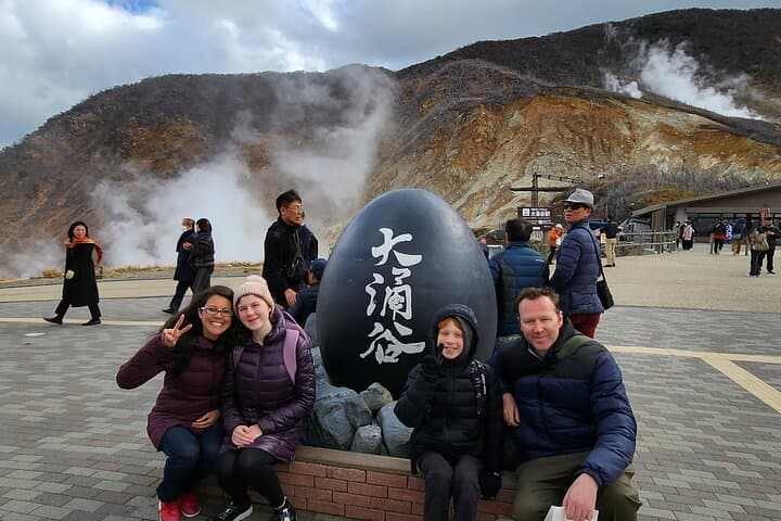 Hakone & Mt. Fuji Private Day Tour — Lake Ashi, Owakudani, Mishima Skywalk photo 5