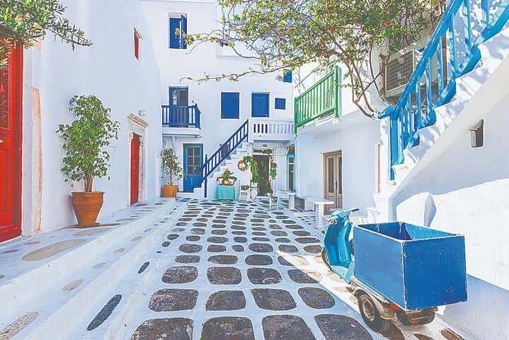 Explore Santorini's Spectacular Sights on a Personal Tour photo 5