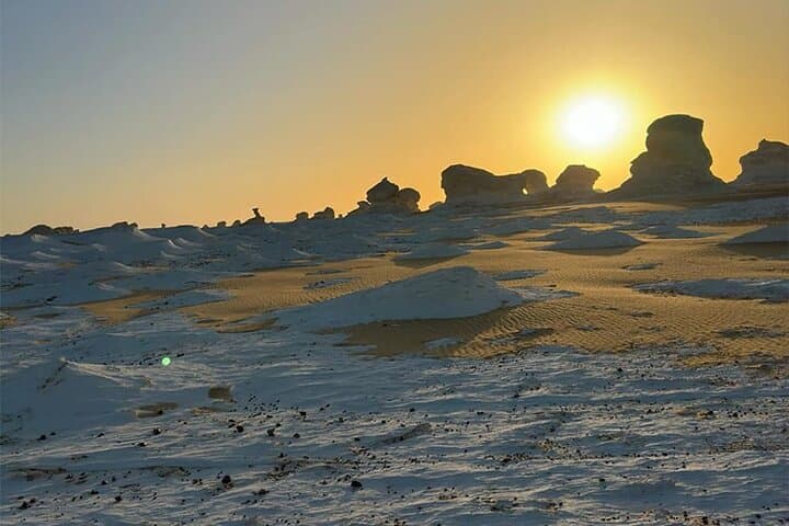 3-Day Western Desert Safari from Cairo: White & Black Desert Camping & Crystal Mountain photo 1