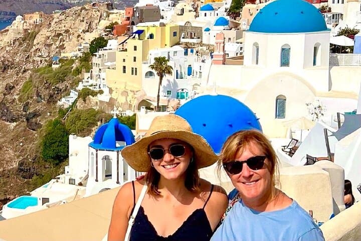 Discover the Hidden Gems of Santorini: Expert-Guided Tour photo 6