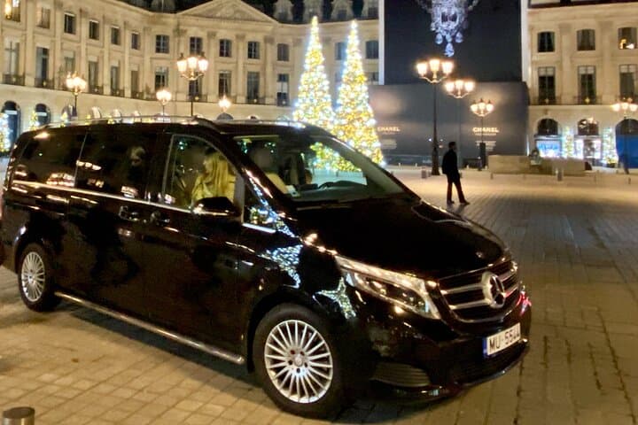 Private Champagne Day Trip from Paris — Moët & Chandon & Taittinger Cellar Tours photo 5