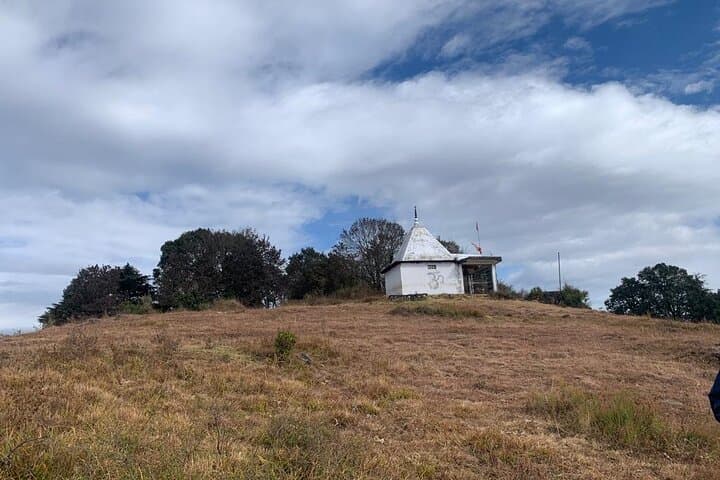 Trek to Benog Tibba: Day Hike from Cloud's End in Mussoorie photo 4