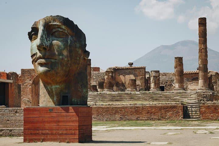 Pompeii Guided Tour from Sorrento: Ruins, Lunch & Vesuvius Wine Tasting photo 6