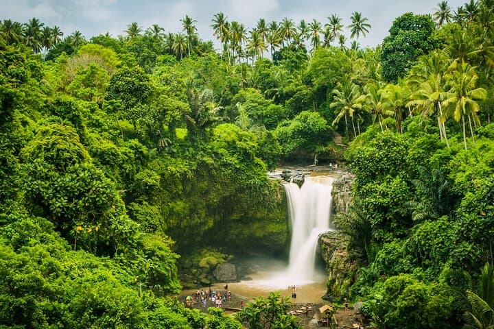 Private Full-Day Bali Waterfalls Tour from Ubud — Tibumana, Tukad Cepung & Tegenungan photo 5