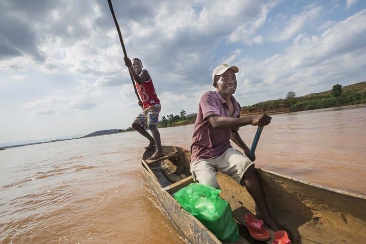 Tsiribihina River 5-Day Camping Trip to Avenue of the Baobabs (From Antananarivo)
