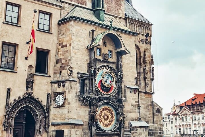 Prague Old Town & Jewish Quarter Guided Walking Tour — 3-Hour Cultural Walk photo 2