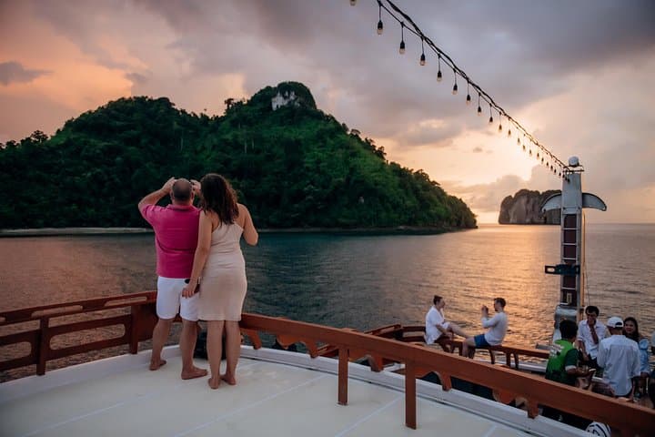 M/Y Lalida Sunset Dinner Cruise: Railay Cliffs, Poda & Phra Nang Snorkel photo 5