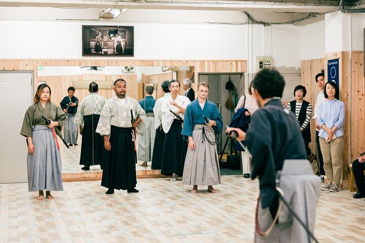 Train Like Miyamoto Musashi: Iaido Workshop Near Kumamoto Castle
