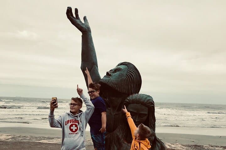 Finding Poseidon's Trident Scavenger Hunt on Galveston Seawall