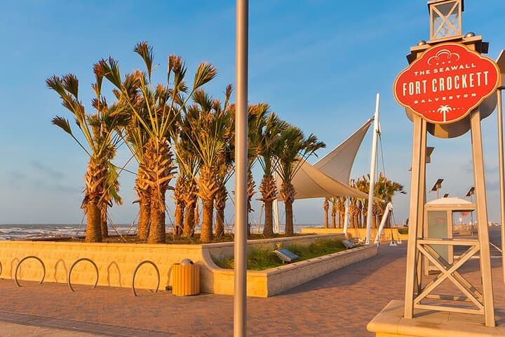Finding Poseidon's Trident Scavenger Hunt on Galveston Seawall photo 6