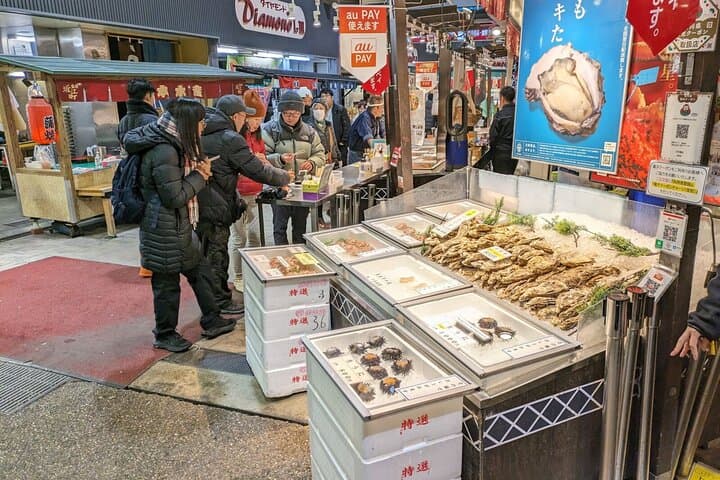 Kanazawa Cultural Workshop Tour: Gold Leaf, Wagashi & Ninja Star Experience photo 6