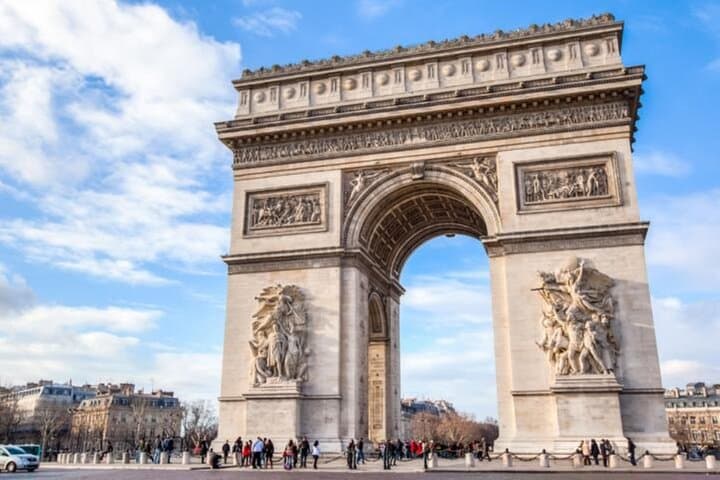 Paris Museum Pass & 24-Hour Hop-On Hop-Off Combo: Ultimate City Access photo 5