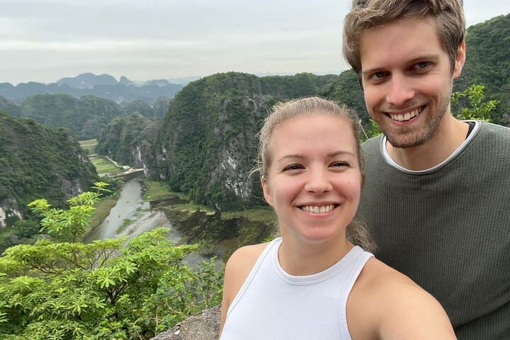 Vietnam in 8 Days: Ho Chi Minh to Hanoi Highlights Tour photo 1