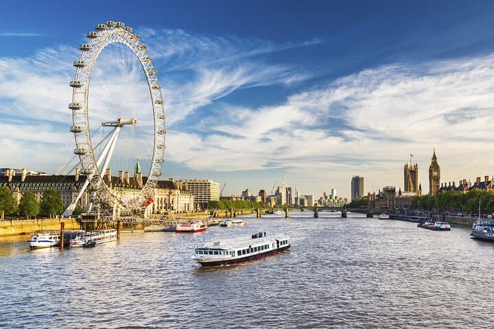Self-Guided London Centre Audio Walk — 6.3 km, 24 Stops & GPS Route photo 3