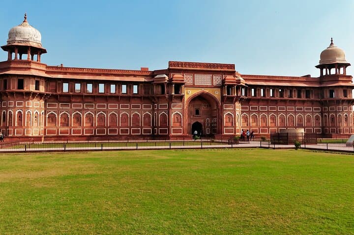 Sunrise to Sunset: One-Day Agra Trip to the Taj Mahal and Agra Fort photo 4