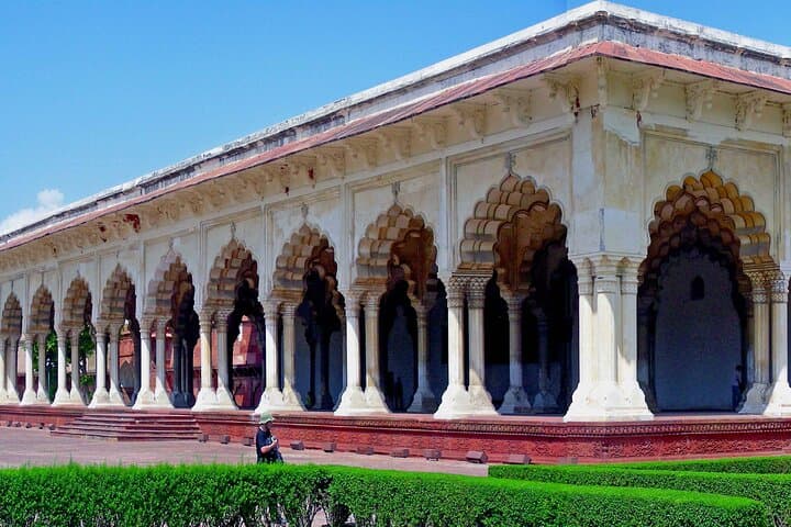 Sunrise to Sunset: One-Day Agra Trip to the Taj Mahal and Agra Fort photo 5