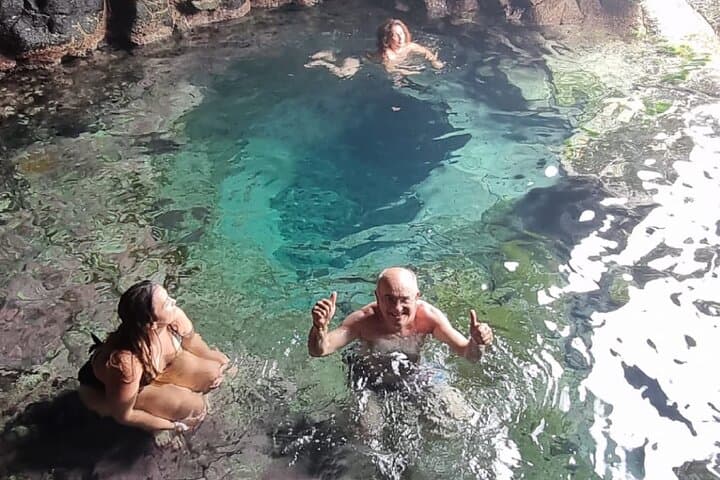 Sal Island All-Inclusive Local Guide Tour — Salt Lagoons, Kite Beach & Buracona photo 3