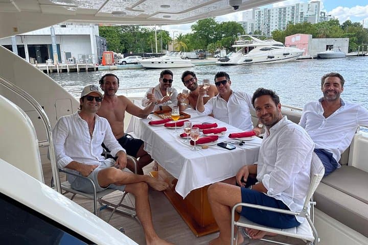 Private 2-Hour Miami Boat Tour — Star Island, Haulover Sandbar & Downtown Skyline photo 1