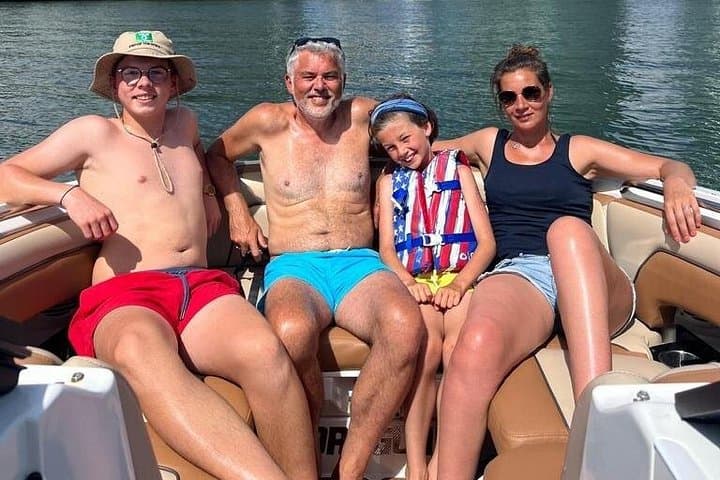 Private 2-Hour Miami Boat Tour — Star Island, Haulover Sandbar & Downtown Skyline photo 3