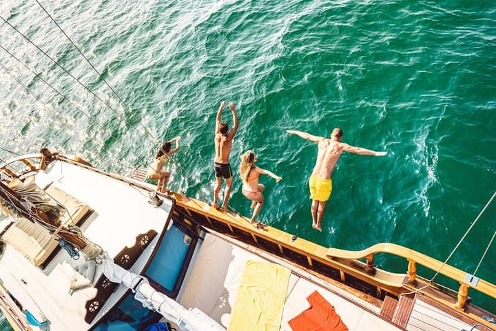 Punta Cana Private Catamaran Snorkel Cruise to Cabeza de Toro photo 3