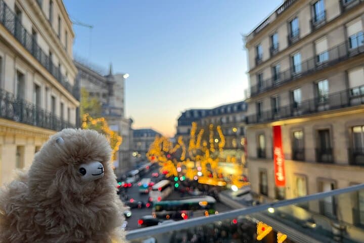 Paris Private Walking Tours: 3-Hour Themed Strolls from the Louvre