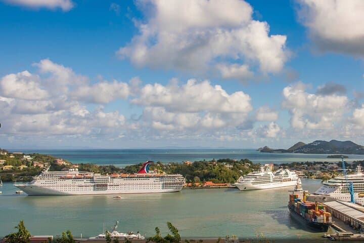 Full-Day Resort Pass in St. Lucia — Beach, Pools & Lunch Near Castries photo 3